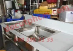 CHẬU RỬA ĐÔI CÔNG NGHIỆP CÓ CHỜ INOX 1m55
