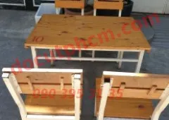 BÀN GHẾ GỖ CHÂN SẮT
